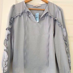 XSP LOFT Petite elegant longsleeve light grey-blue ruffled blouse NWT
